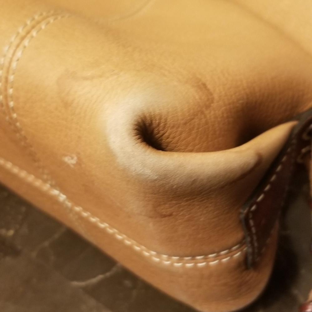 Dooney and bourke handbag - Picture 7 of 9
